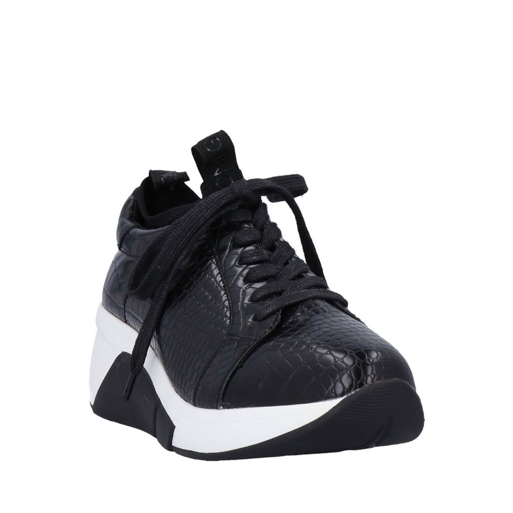 Brand new black Gattinoni sneakers